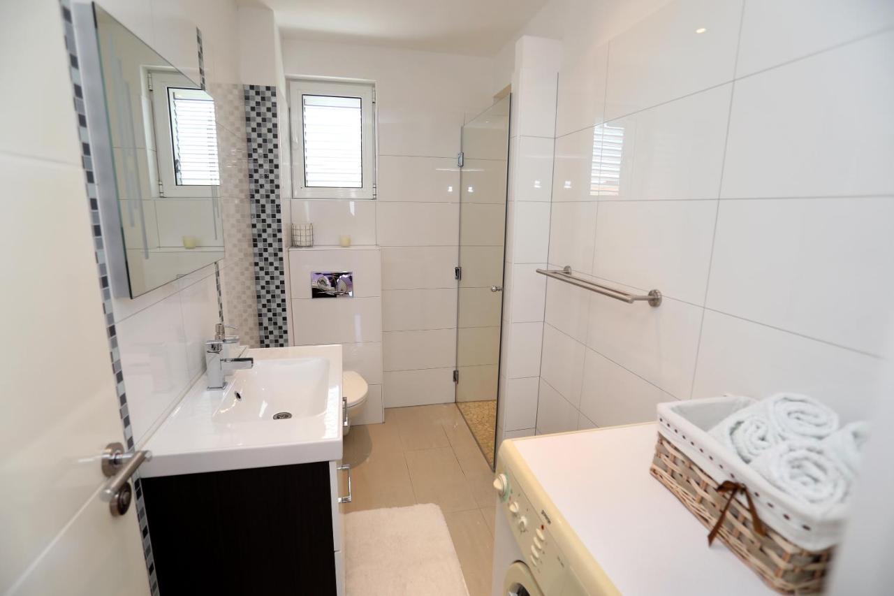 Apartments Vida โตรกีร์ ภายนอก รูปภาพ