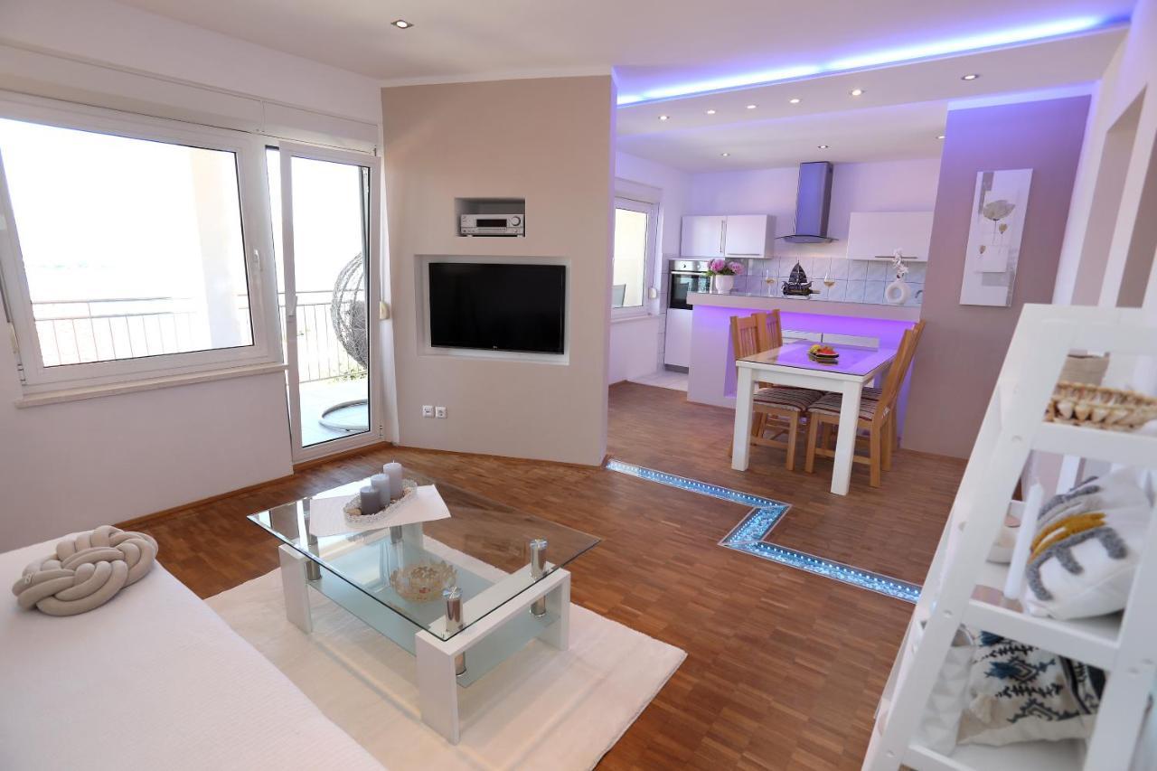 Apartments Vida โตรกีร์ ภายนอก รูปภาพ