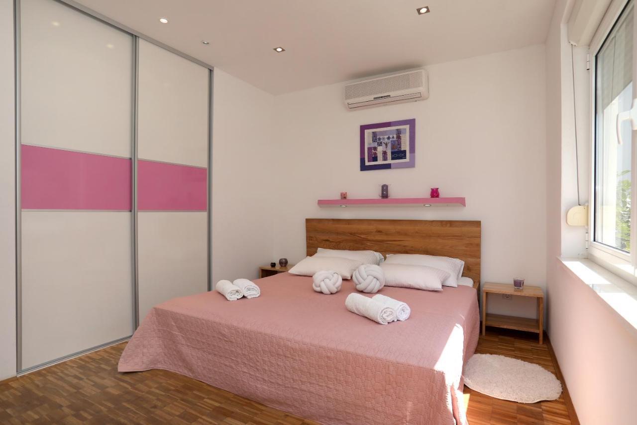 Apartments Vida โตรกีร์ ภายนอก รูปภาพ