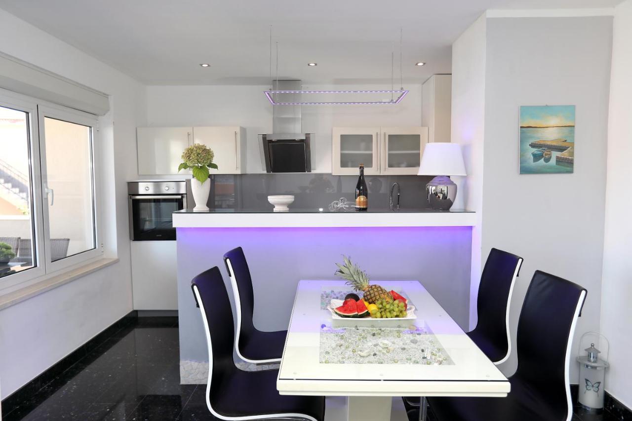 Apartments Vida โตรกีร์ ภายนอก รูปภาพ
