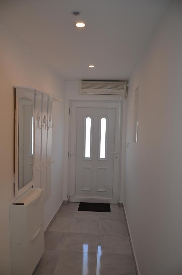 Apartments Vida โตรกีร์ ภายนอก รูปภาพ
