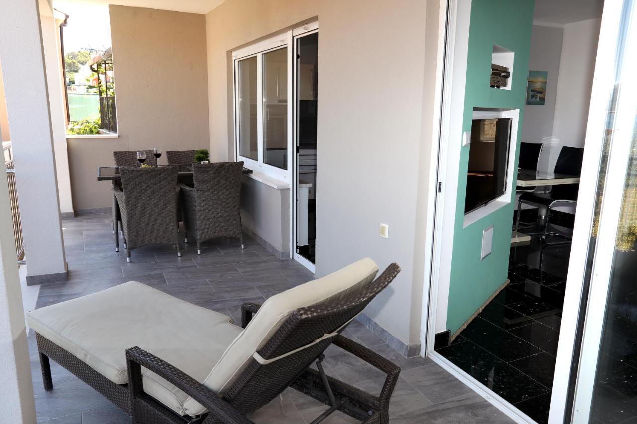 Apartments Vida โตรกีร์ ภายนอก รูปภาพ