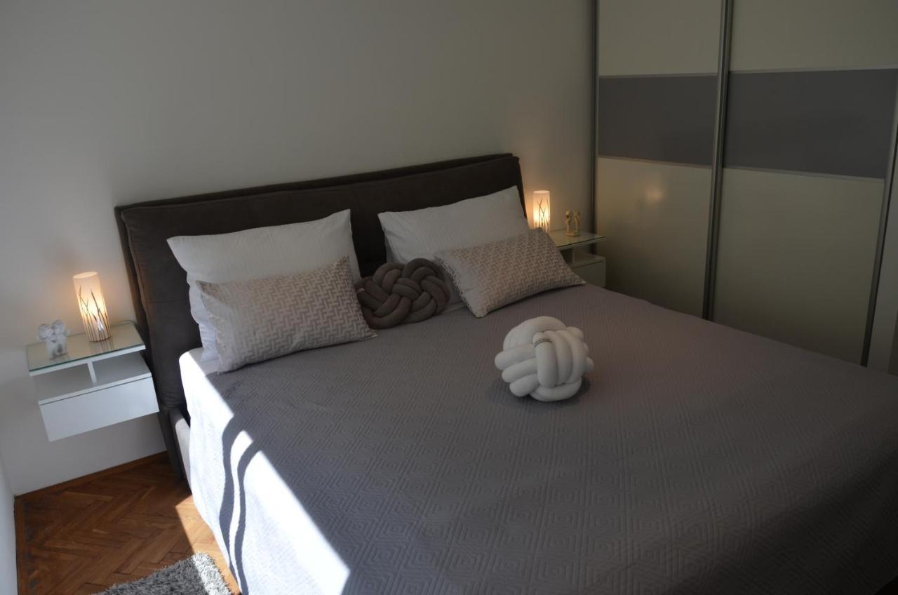 Apartments Vida โตรกีร์ ภายนอก รูปภาพ